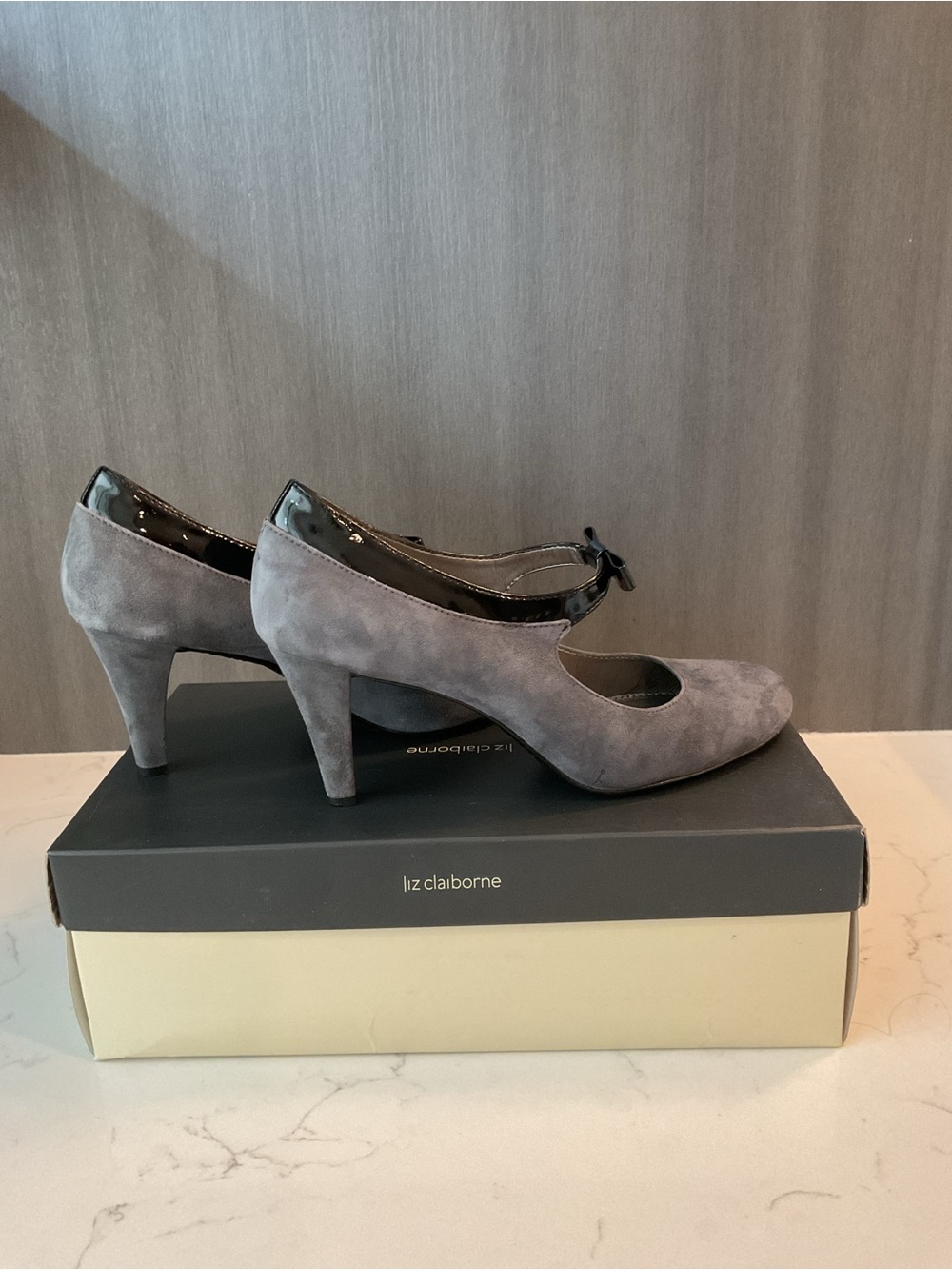 Liz Claiborne Gray Suede Mary Jane Heels with Bow Accent